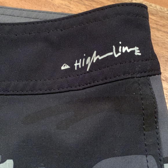 Quicksilver Men’s Board Shorts - Picture 6 of 11